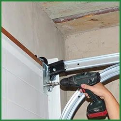 Quality Garage Door Trenton, NJ 609-467-4253 - side-t-21-gr-39m-garage-door-repairs